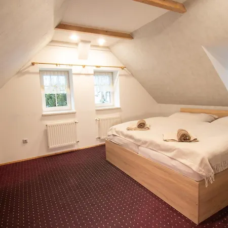 Horska Hugo Lodge